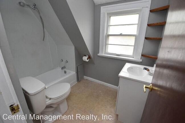 Building Photo - 2 br, 1 bath House - 1009 W. Grove