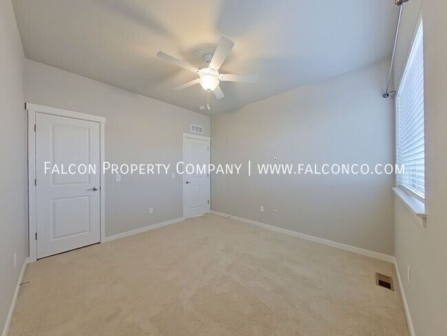 Building Photo - 5453 Passport Vw