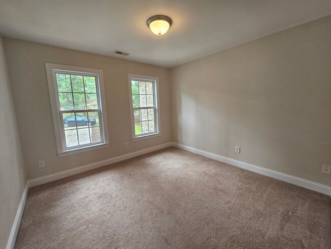 Building Photo - New Listing!!!!!