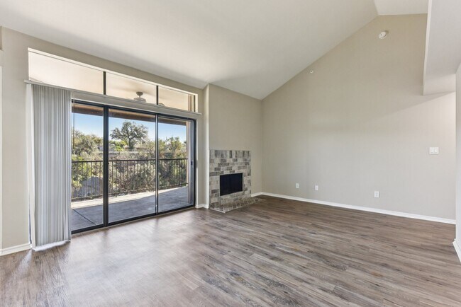 Floorplan - Waters Edge Apartment Homes