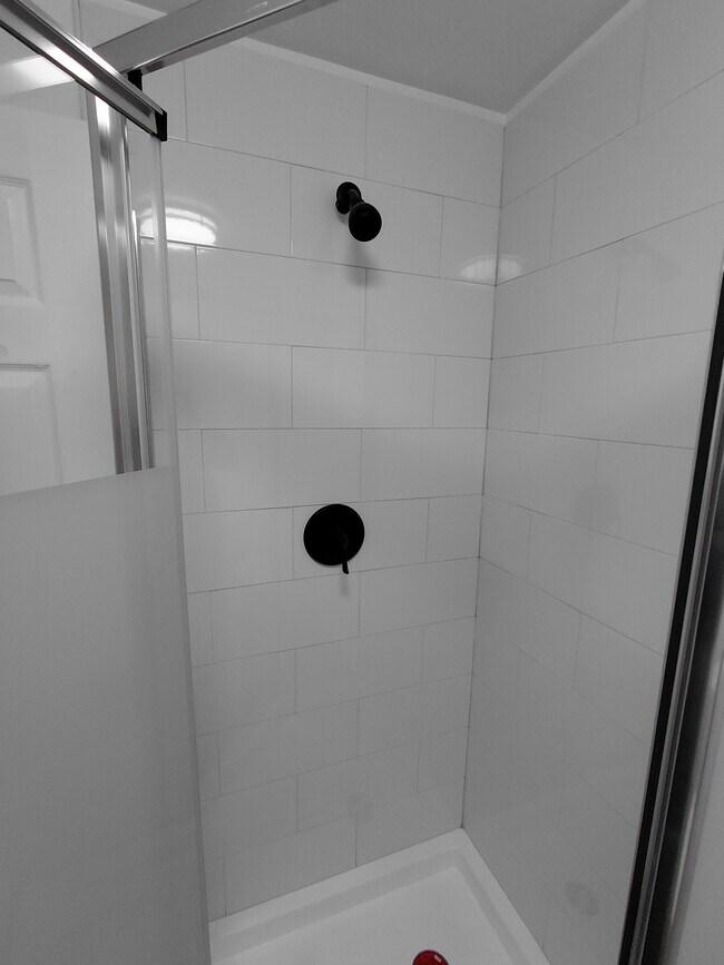 Building Photo - 163 Washington St