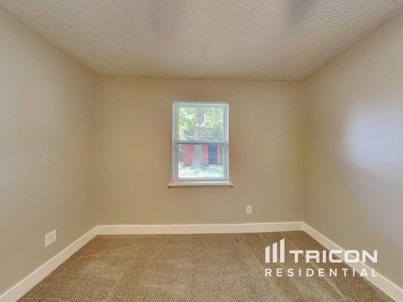 Building Photo - 2169 Khaki Ct