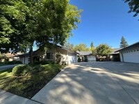 Building Photo - 3644 W Beechwood Ave