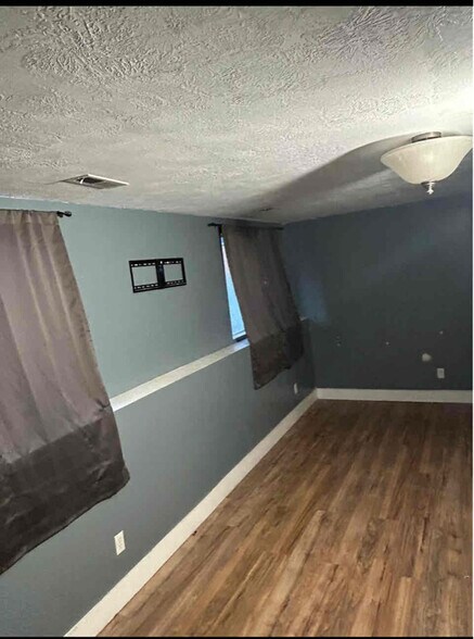 Building Photo - 266 Alfred Dr