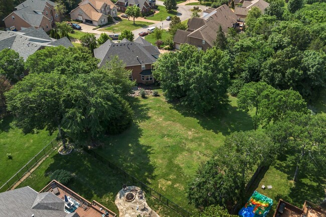 Building Photo - 415 Enclave Ct