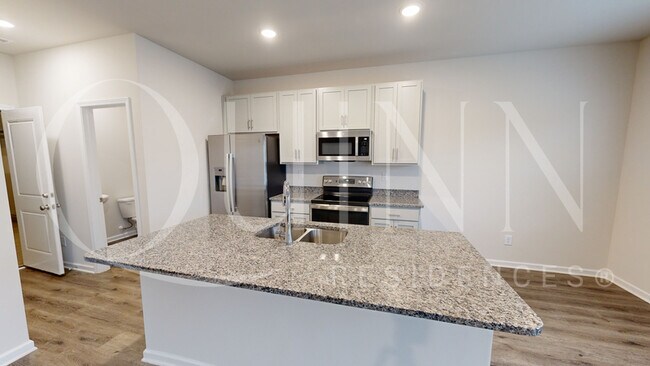 Building Photo - 184 Almaden St