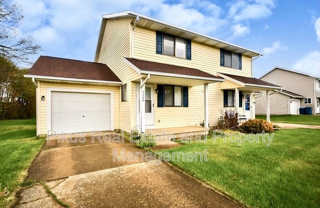 Building Photo - 2008 Redwing Dr