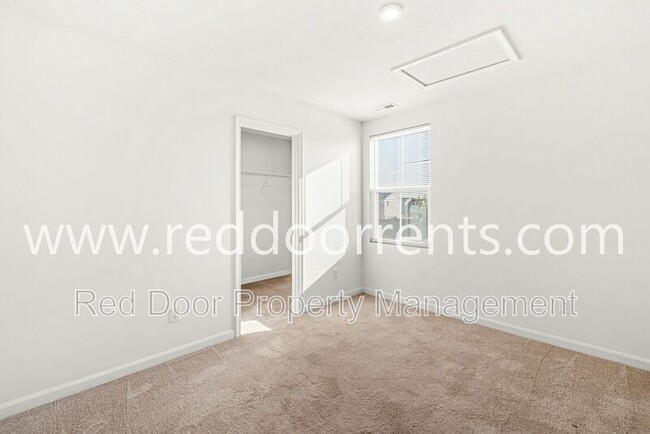 Building Photo - 8511 Fownes Ln