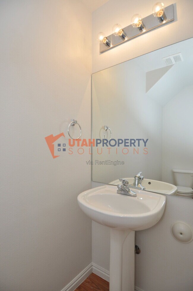 Building Photo - 6706 Chiswick Ct