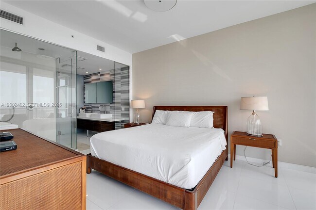 Building Photo - 1100 Biscayne Blvd