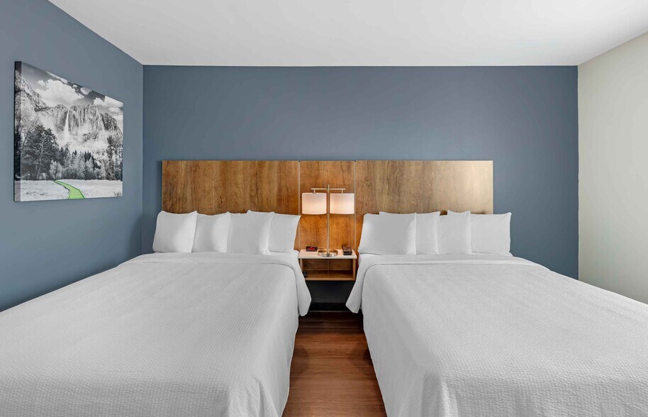 Building Photo - Furnished Studio-Temple