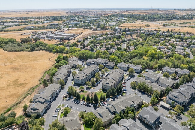 Context - White Rock Village Apartments