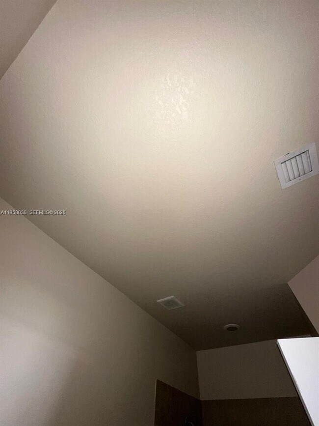 Building Photo - 3393 W 90th St