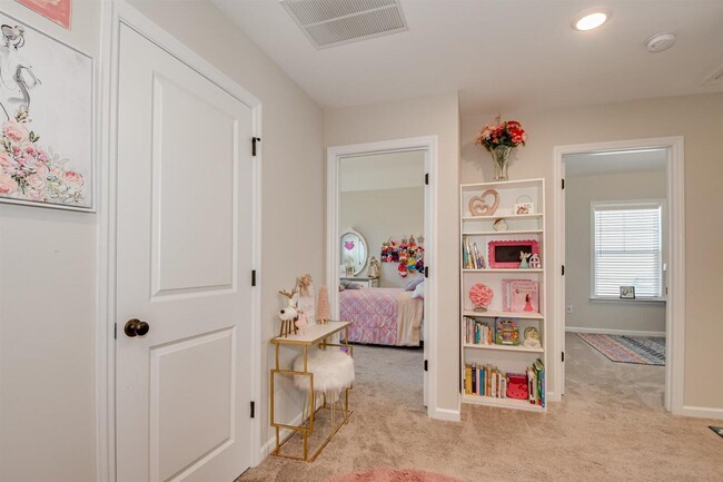 Building Photo - 6007 Bakerville Ln