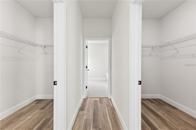 Building Photo - 265 Marion Oaks Manor