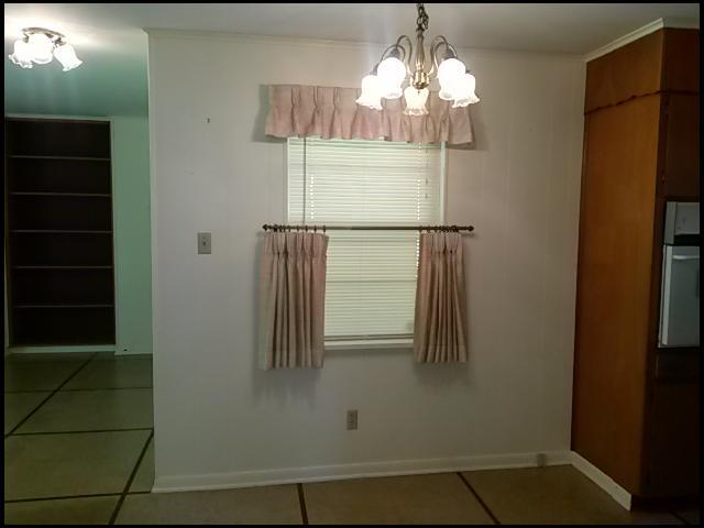 Building Photo - 6601 Bluebird Drive