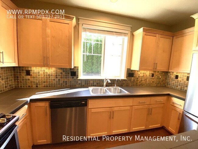 Building Photo - 9219 NW Harvest Hill Dr