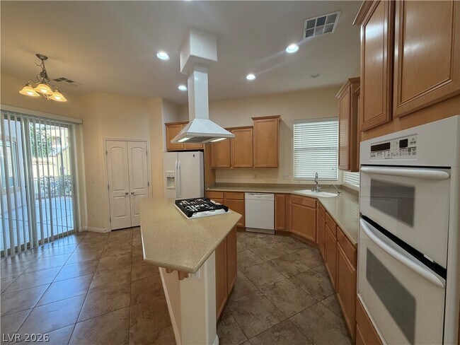 Building Photo - 9236 Dalmahoy Pl