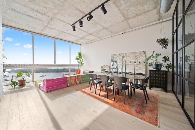 Building Photo - 7934 West Dr