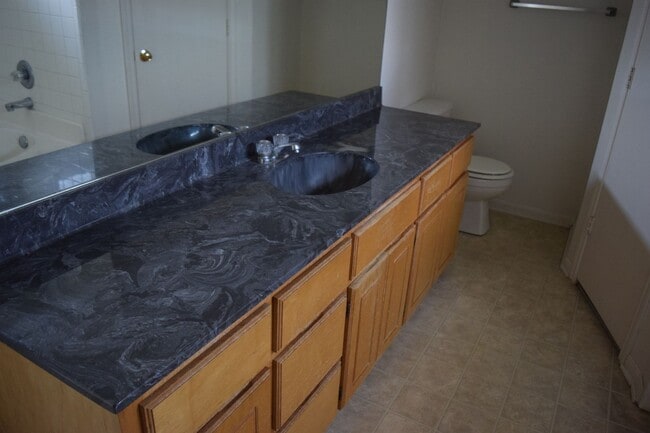 Building Photo - 4307 Janelle Dr