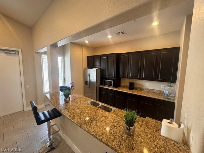 Building Photo - 5202 Dubris Dr