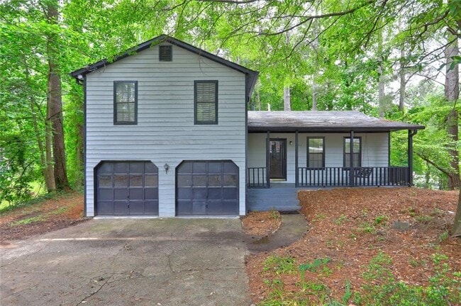 Primary Photo - 129 Lester Rd NW