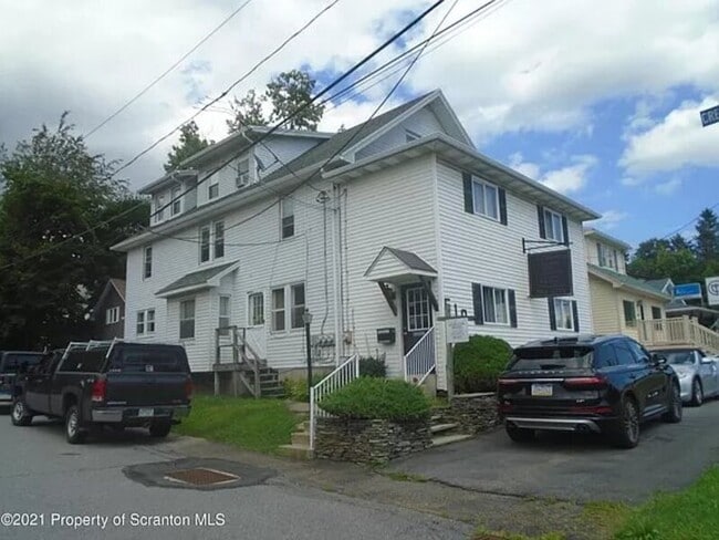 Building Photo - 510 S State St
