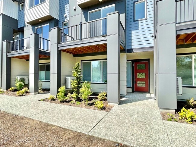 Building Photo - Great Townhome for rent