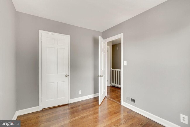 Building Photo - 2941 S Dinwiddie St