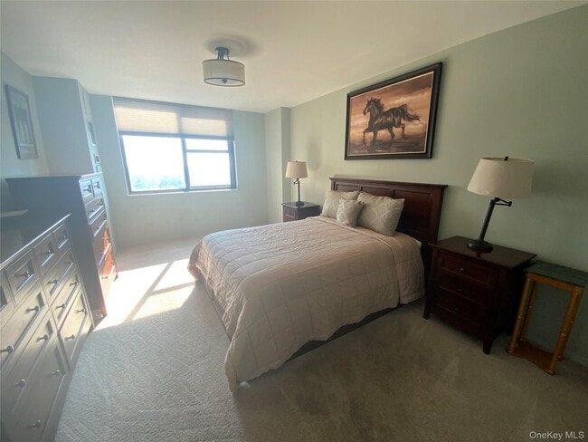 Building Photo - 269-10 Grand Central Pkwy