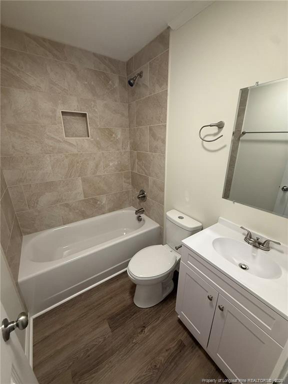 Building Photo - 671 Forest Dr