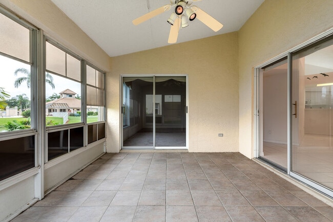 Building Photo - 4246 SE Home Way