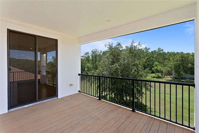 Building Photo - 20317 Chestnut Grove Dr