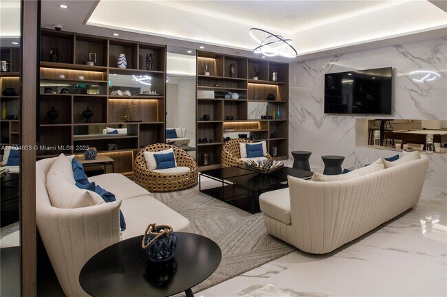 Building Photo - 1000 W Island Blvd