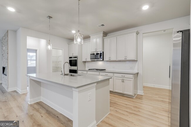 Building Photo - 376 Caledonia Ct