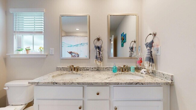 Building Photo - Towne Lakes Subdivision - Opelika