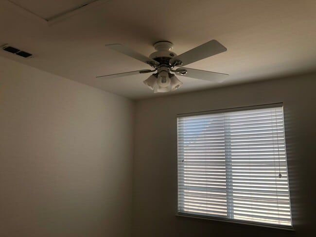 Building Photo - 2306 Campbell Cir