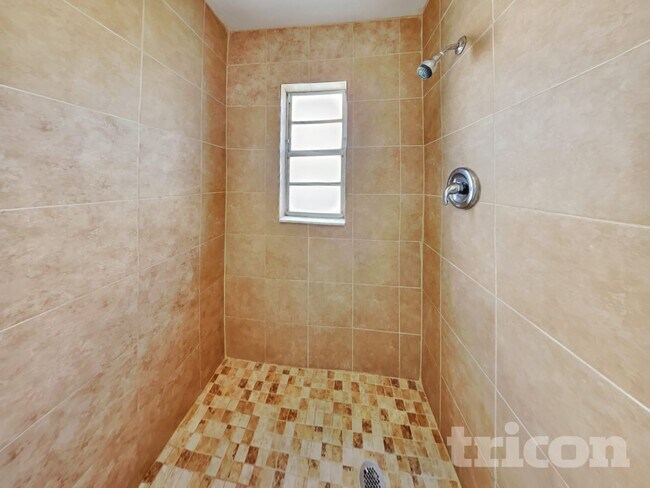 Building Photo - 4051 Forecast Dr