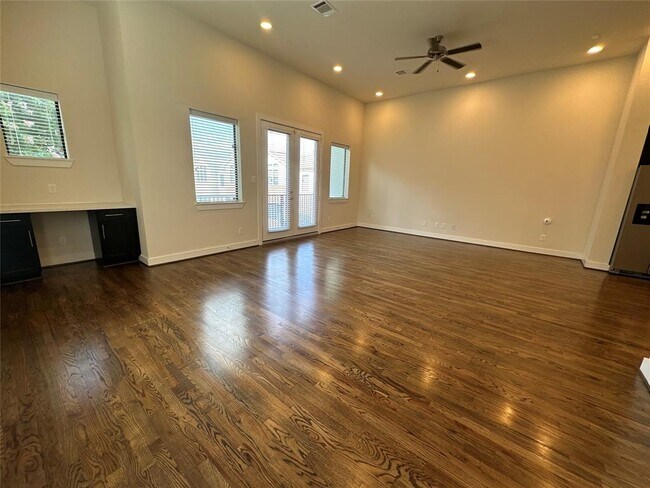 Building Photo - 3415 Kensington Yellow Pl