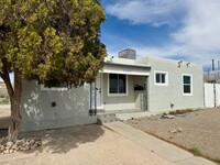 Building Photo - 5593 Hunt Ct