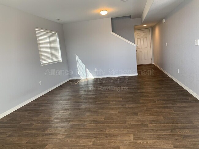 Building Photo - 3875 Reindeer Cir