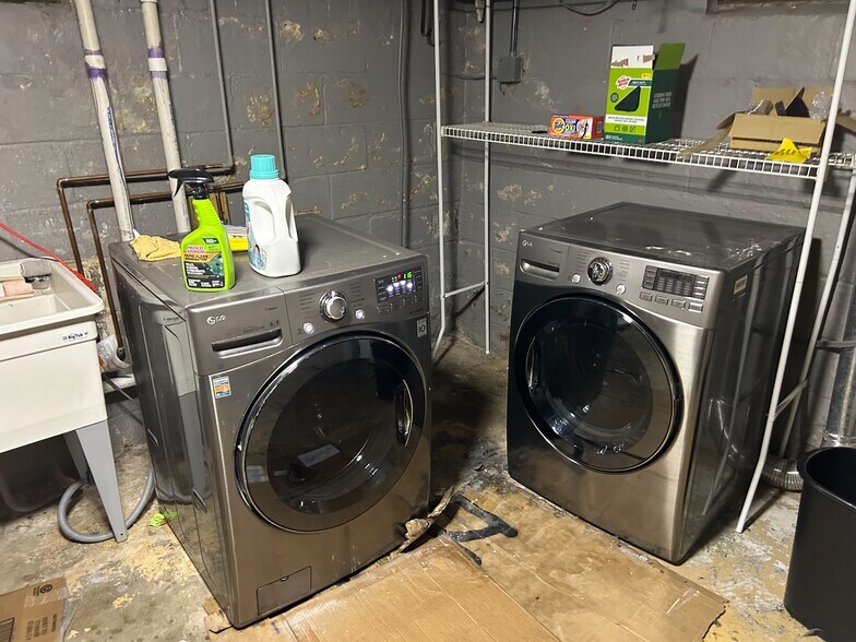 Building Photo - 1406 15th St