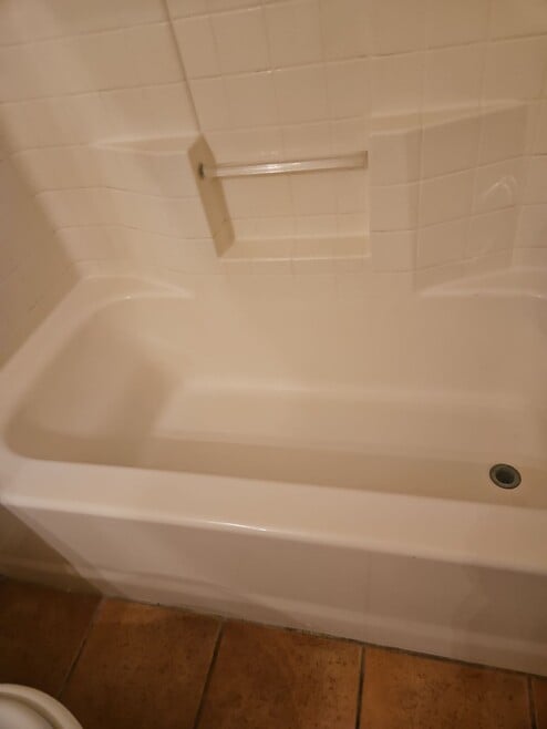 Building Photo - 3378 Iroquois Dr