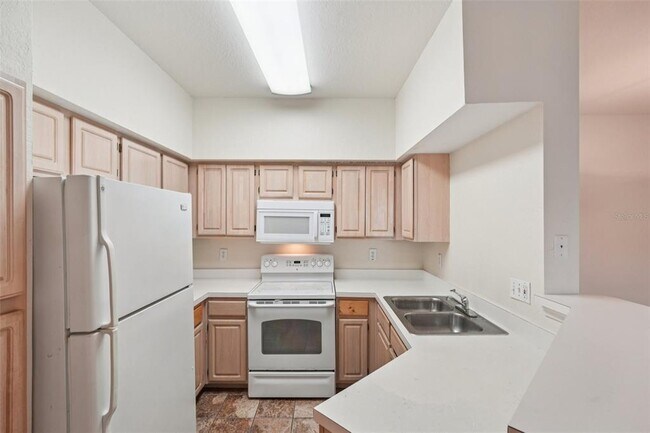 Building Photo - 23580 Walden Center Dr