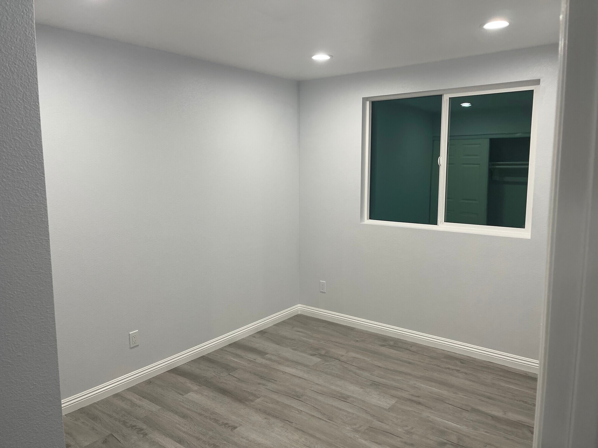 2nd bedroom - 1363 Hudspeth St