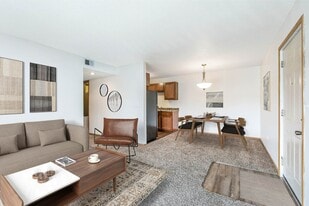 Building Photo - Old Orchard Estates