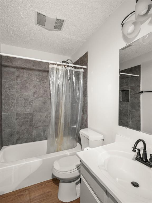 Building Photo - 3507 Alpine Cir