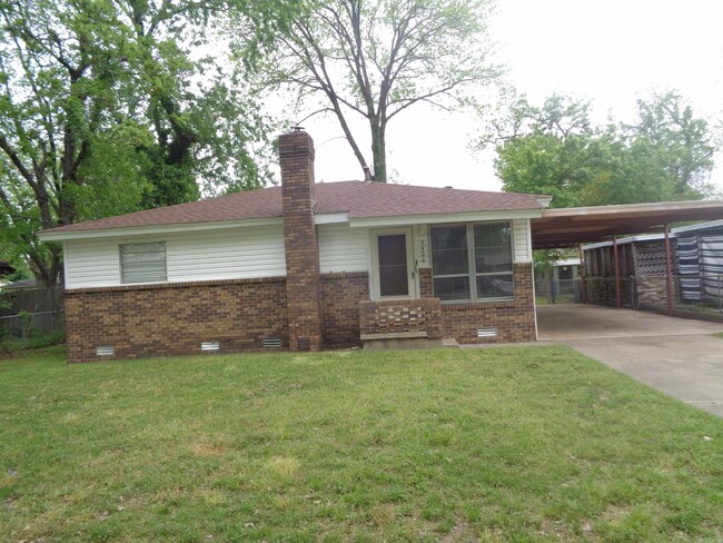 Primary Photo - 6406 Pecan Ave