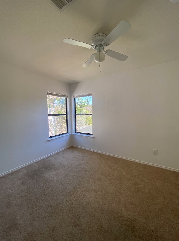 Building Photo - 1214 Champion Dr