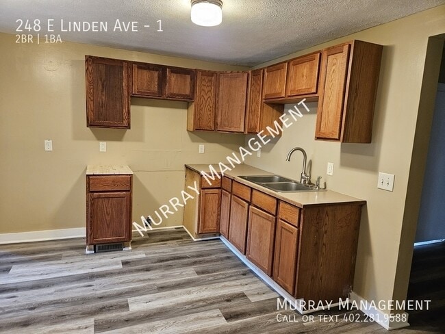 Building Photo - 248 E Linden Ave